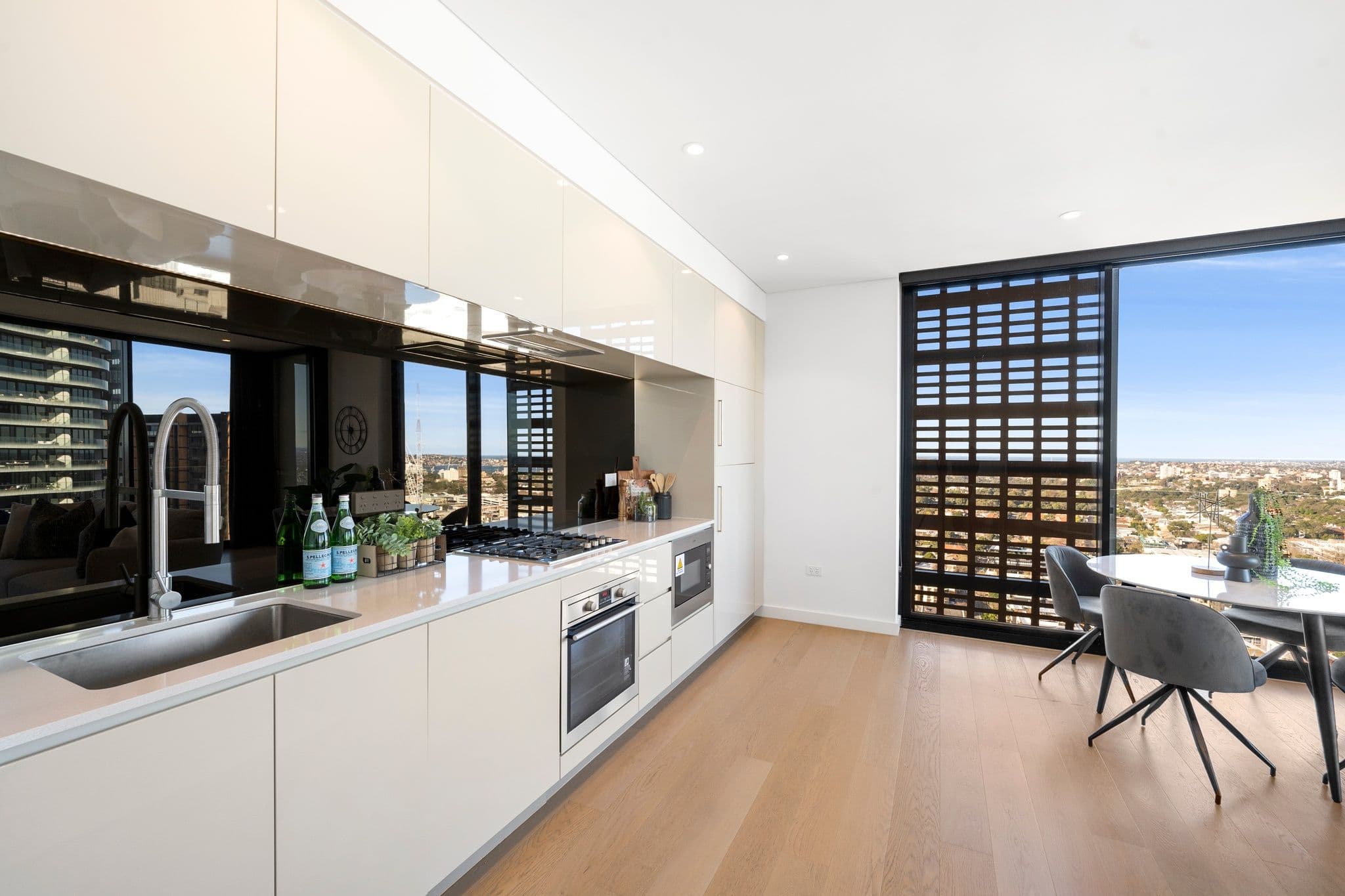 10 Atchison Street, St Leonards NSW 2065, St Leonards - Thumbnail 2