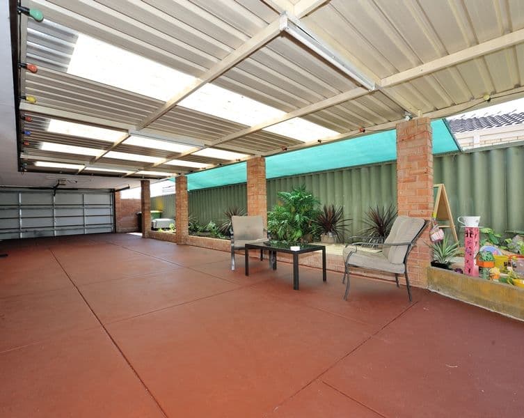 99 Coronata Drive, WARNBRO WA 6169, Warnbro - Image 1