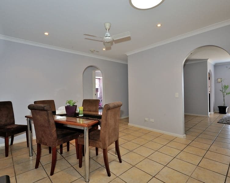 99 Coronata Drive, WARNBRO WA 6169, Warnbro - Thumbnail 4