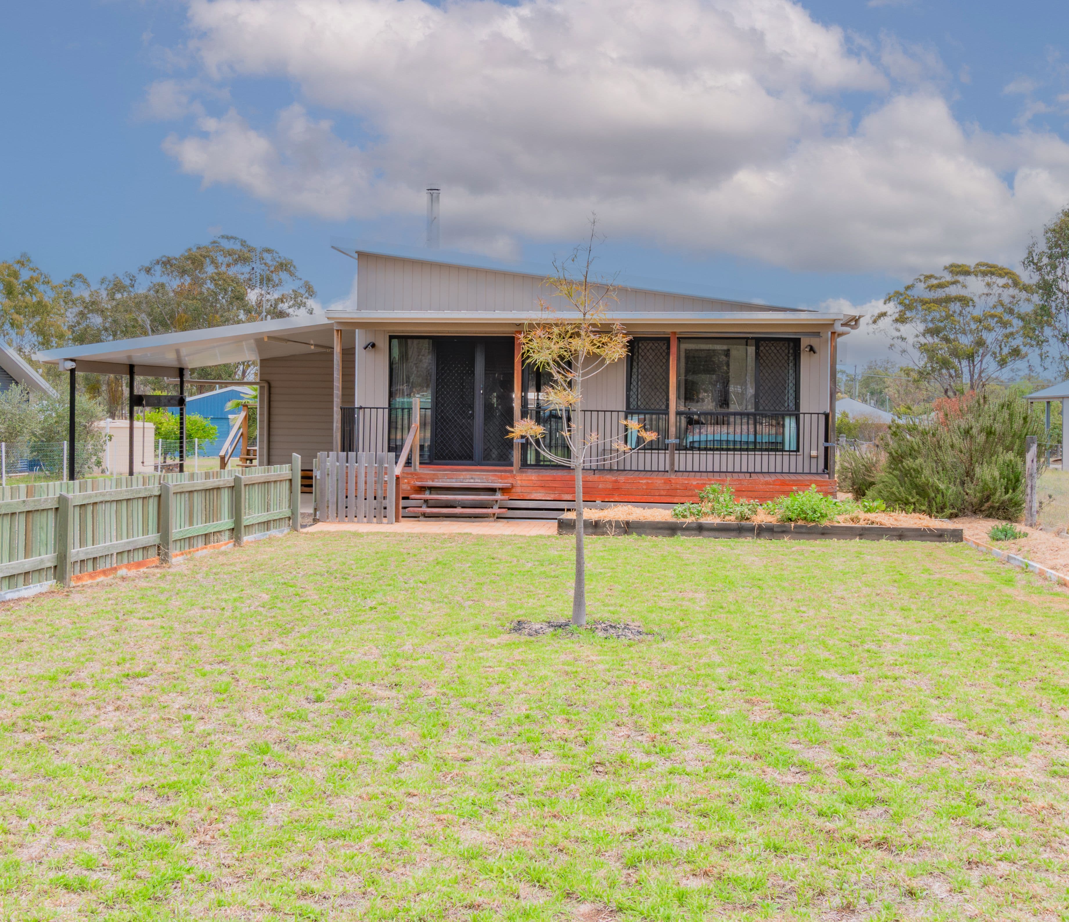 9 Macintyre Street, Leyburn QLD 4365, Leyburn - Image 1