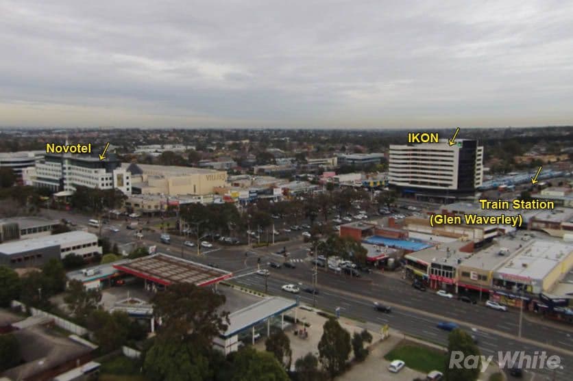 7 Hinkler Road, Glen Waverley VIC 3150, Glen Waverley - Thumbnail 3