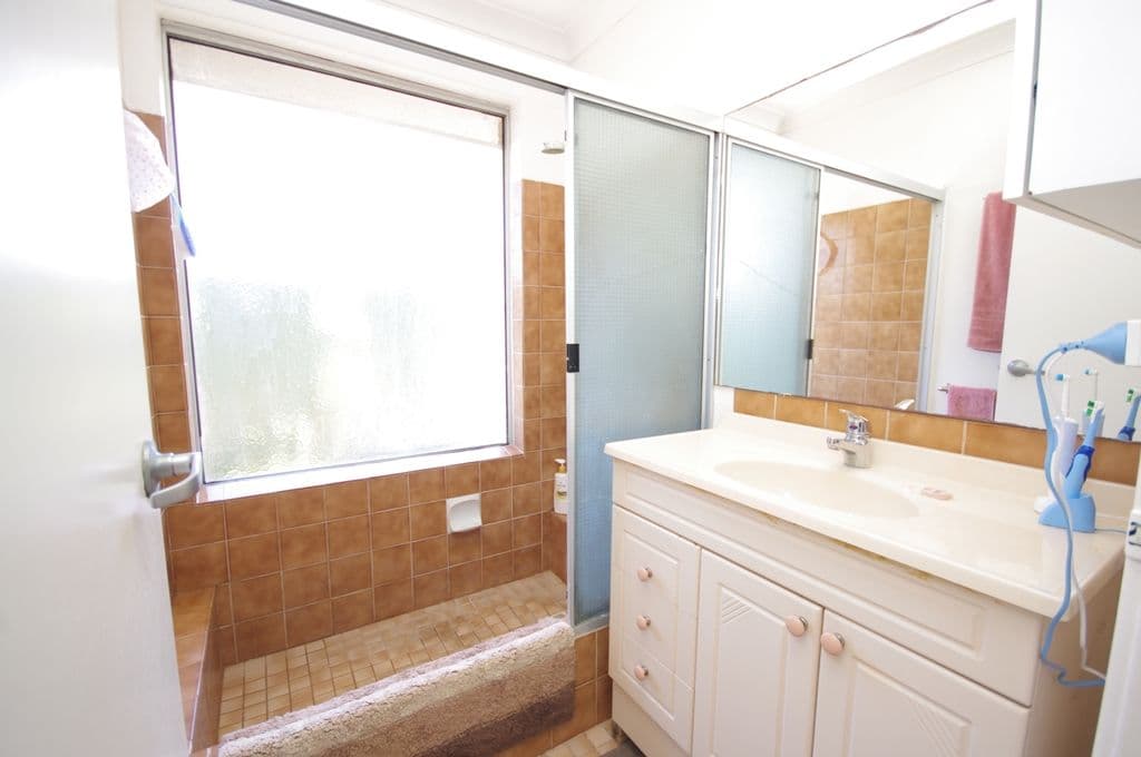 19 Oakleaf Circle, MIRRABOOKA WA 6061, Mirrabooka - Thumbnail 5