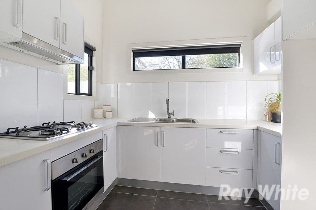 2 Woodvale Road, Boronia VIC 3155, Boronia - Thumbnail 3