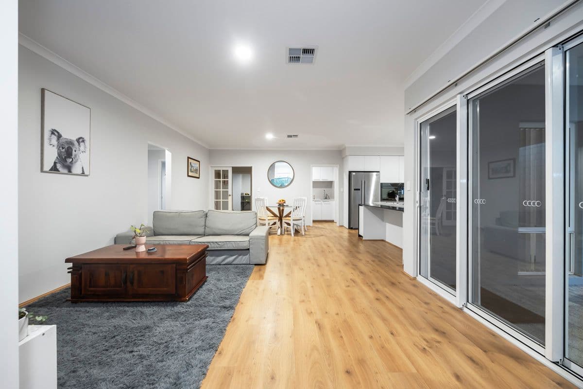 20 Lofter Way, Yanchep WA 6035, Yanchep - Thumbnail 2
