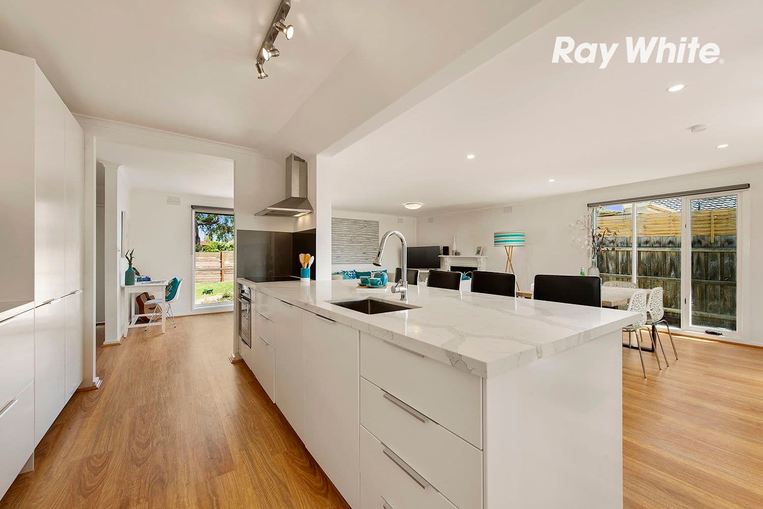 5 Glenway Drive, Dingley Village VIC 3172, Dingley Village - Thumbnail 3