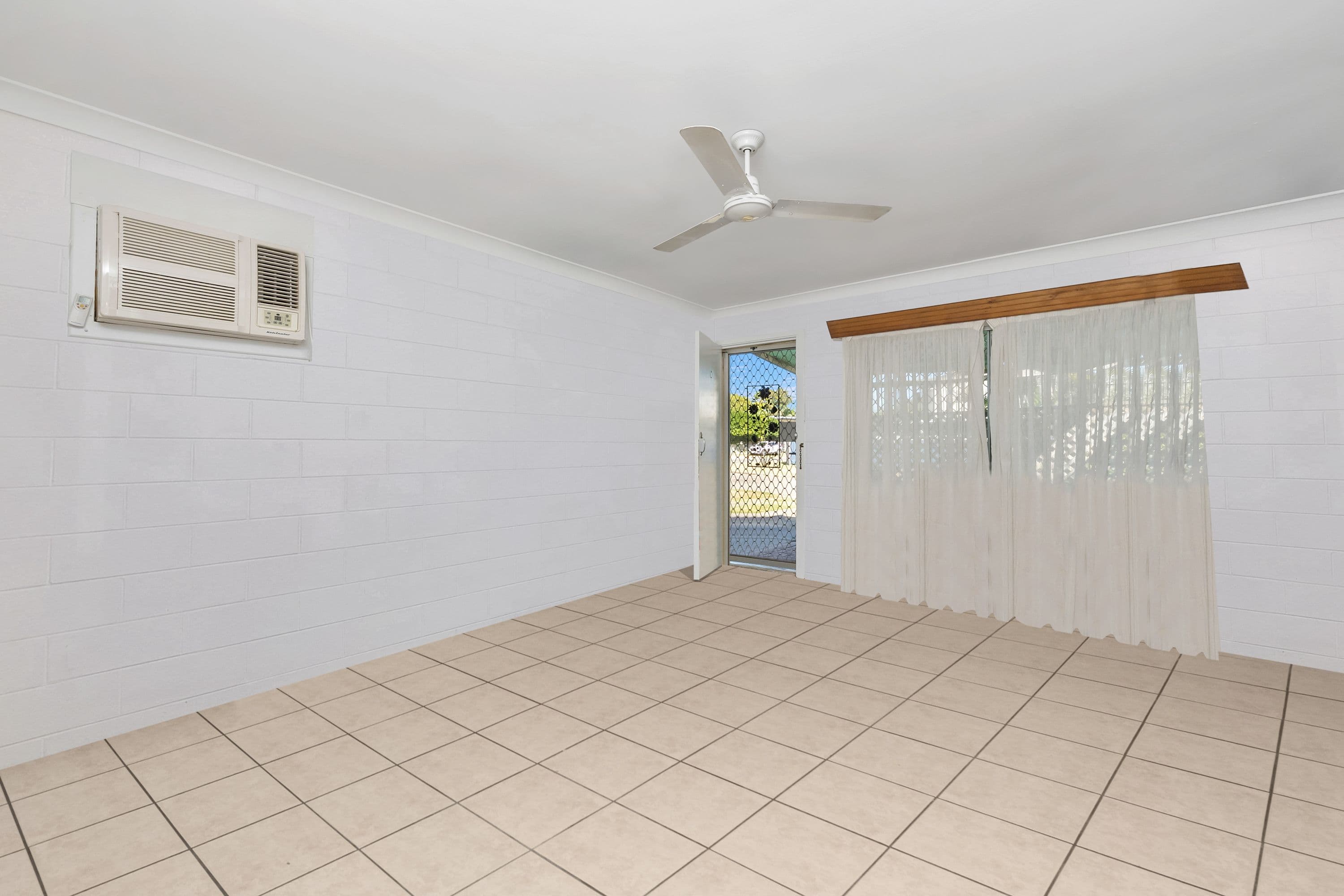 2 Bultarra Crescent, Kirwan QLD 4817, Kirwan - Thumbnail 5