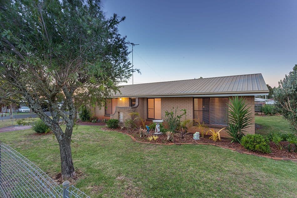 16 Cabarita Crescent, GLENVALE QLD 4350, Glenvale - Image 1