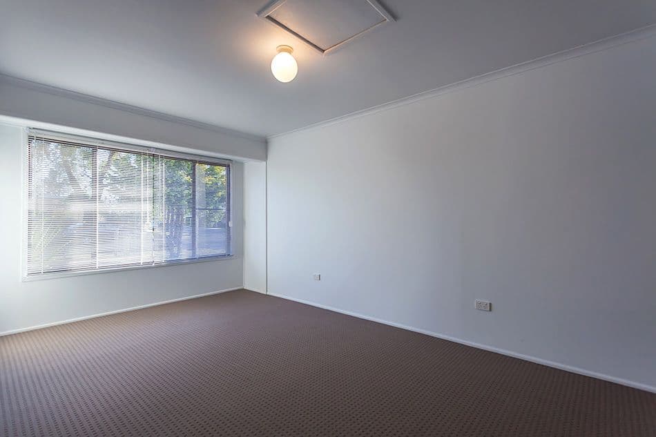 16 Cabarita Crescent, GLENVALE QLD 4350, Glenvale - Thumbnail 7