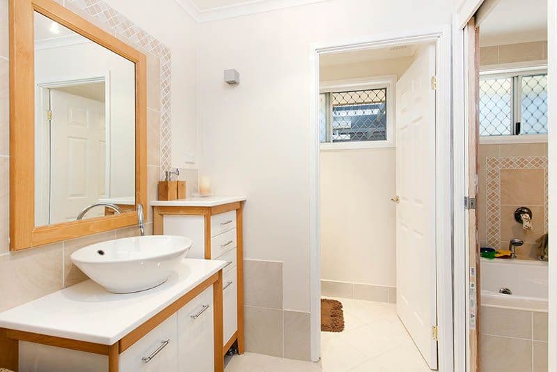 54 Ocean Beach Drive, SHELLHARBOUR NSW 2529, Shellharbour - Thumbnail 4