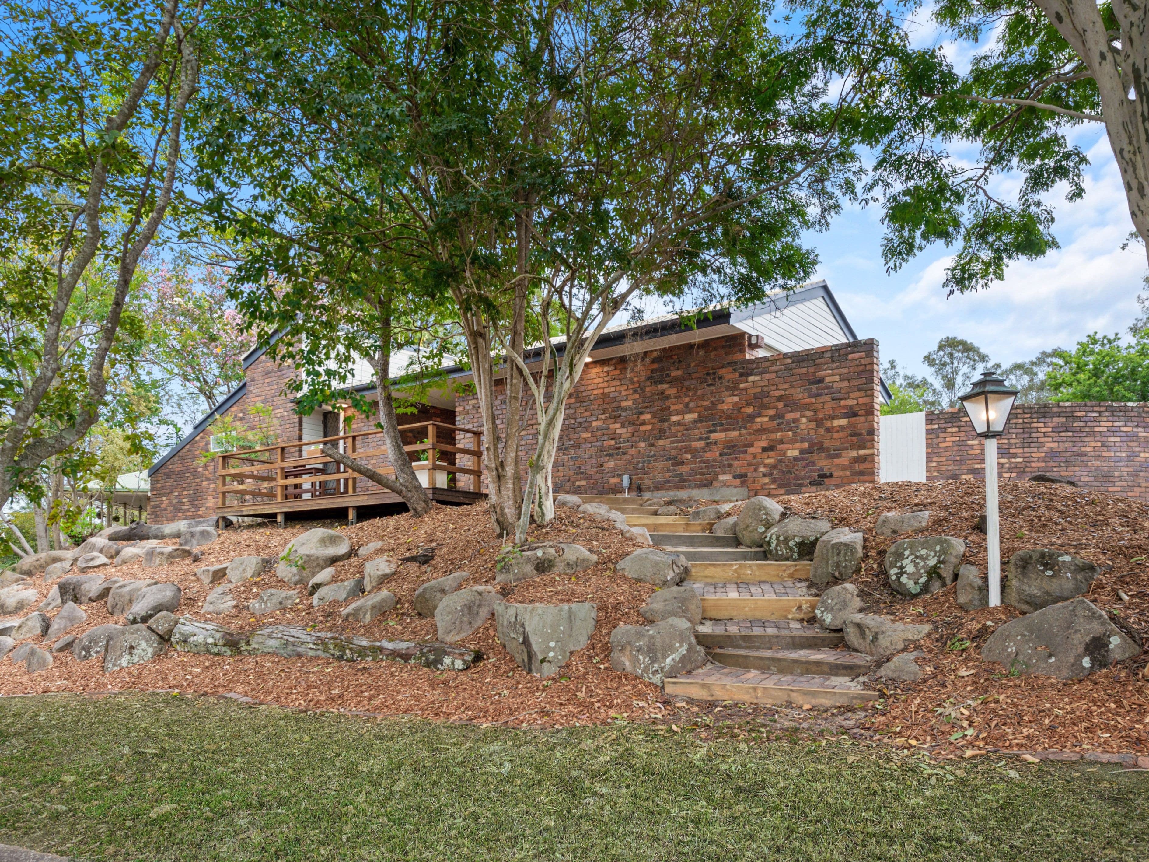 12 Broadmoor Street, Kenmore Hills QLD 4069, Kenmore Hills - Thumbnail 2