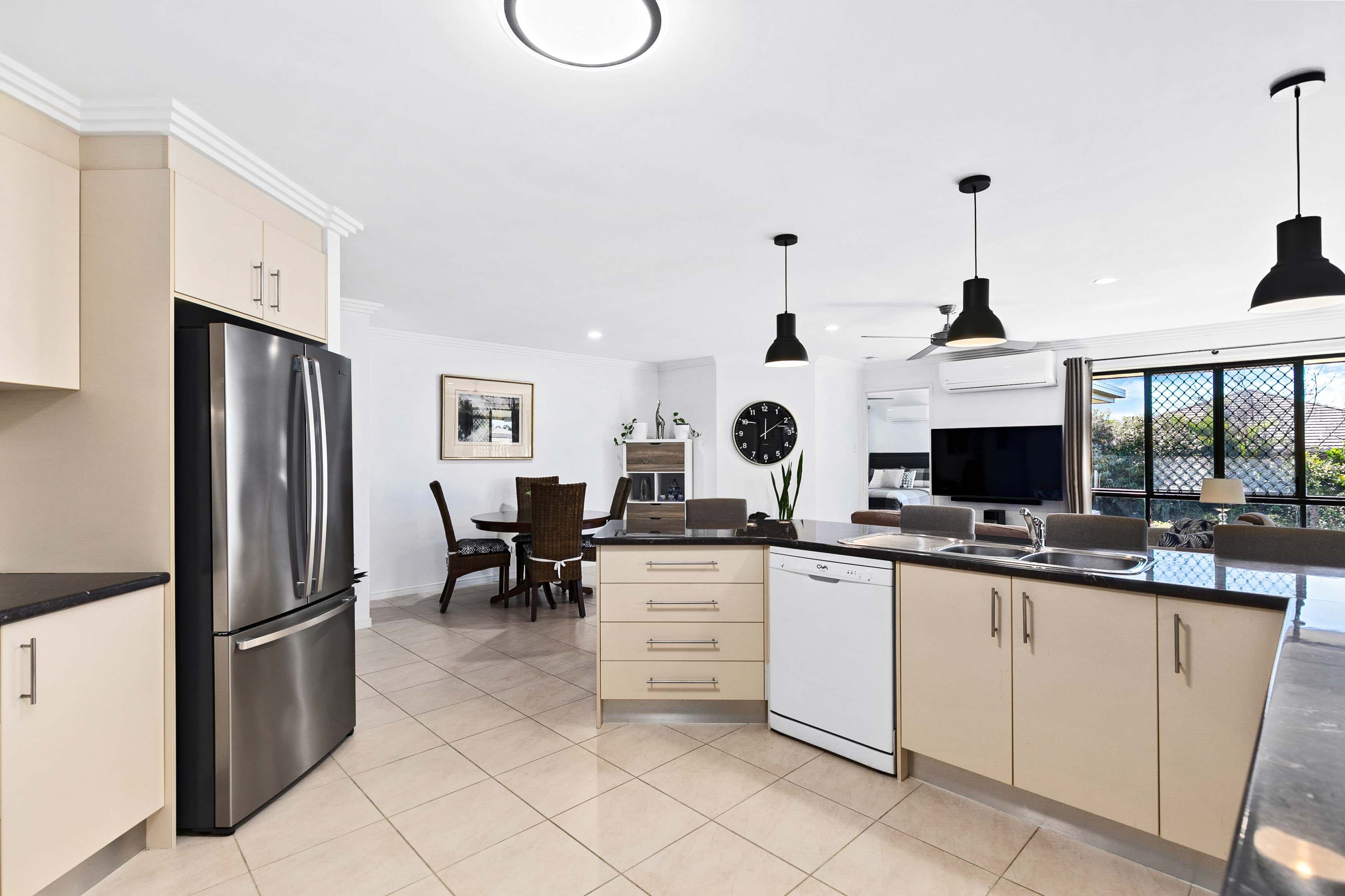42 Lancaster Circuit, Urraween QLD 4655, Urraween - Thumbnail 3