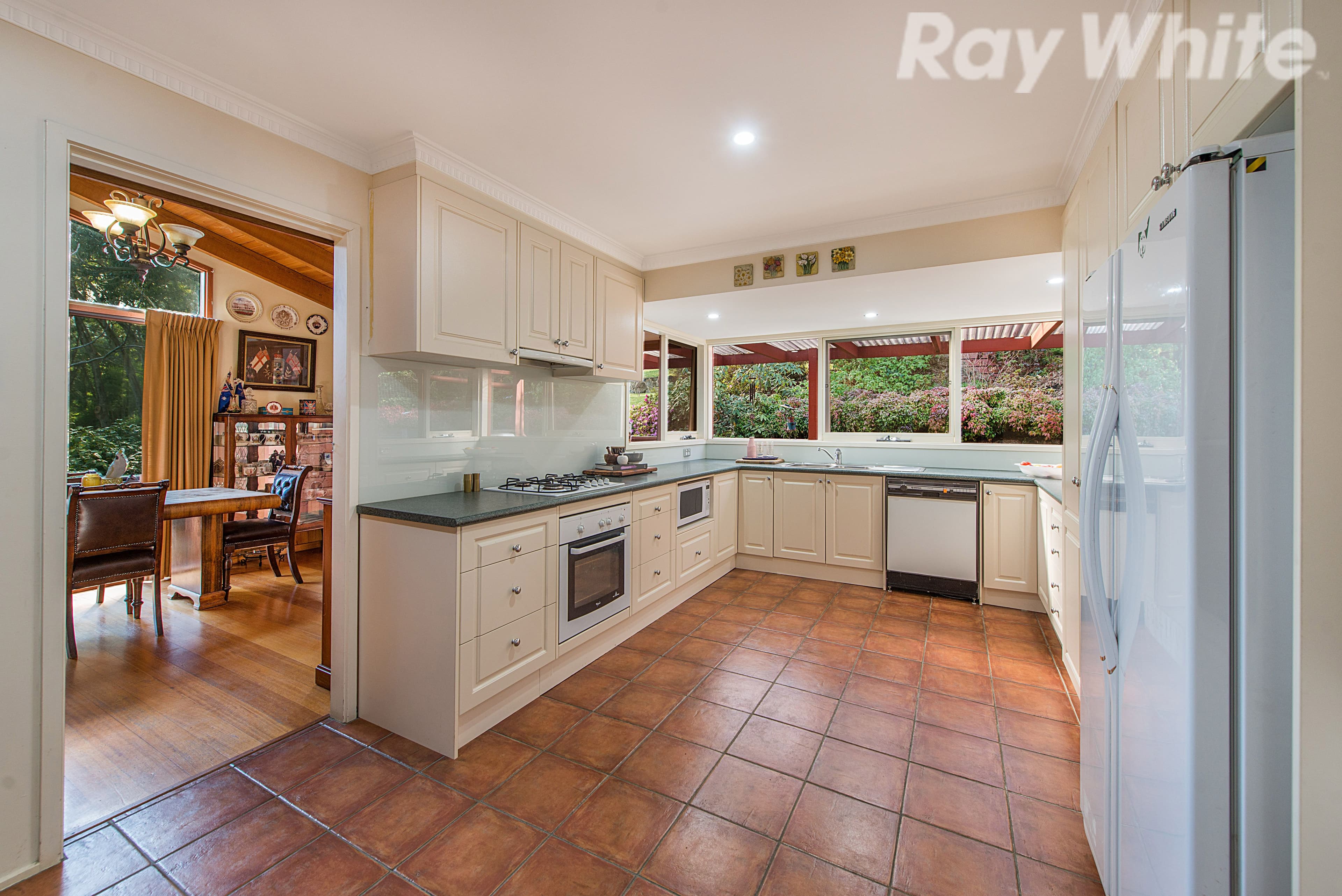 3 Janiesleigh Road, Upper Ferntree Gully VIC 3156, Upper Ferntree Gully - Thumbnail 4