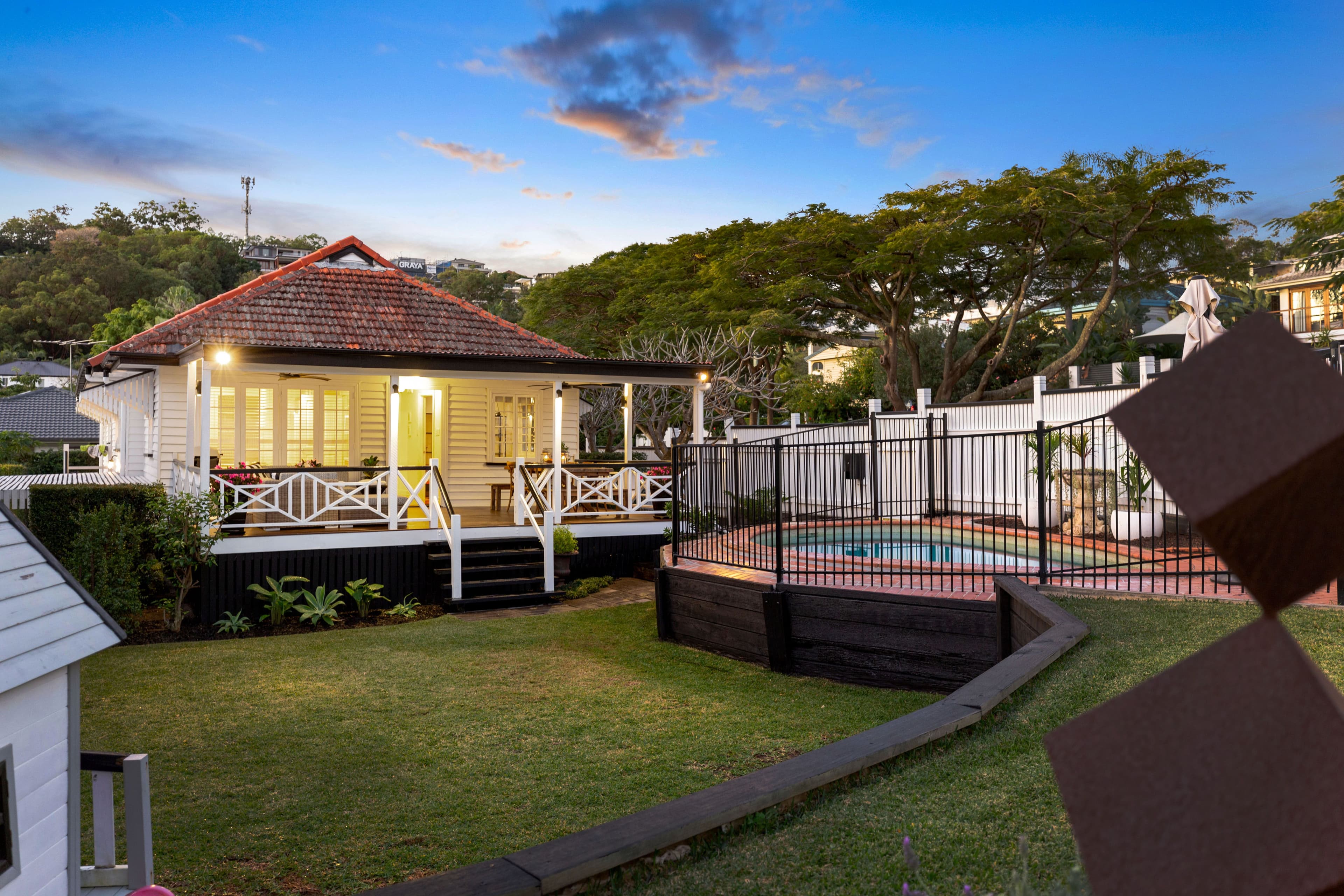 18 Lynell Street, Hamilton QLD 4007, Hamilton - Image 1