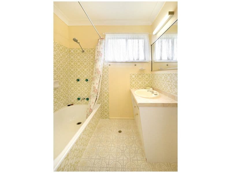 16 Webber Avenue, KAWANA QLD 4701, Kawana - Thumbnail 6