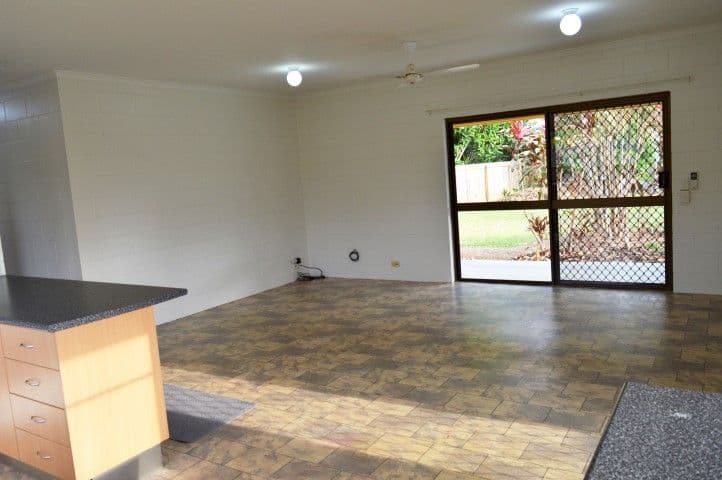 14 Casuarina Crescent, Mission Beach QLD 4852, Mission Beach - Thumbnail 4