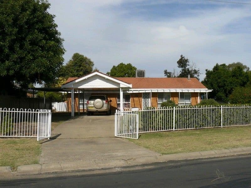 12 Helensvale Avenue, MOREE NSW 2400, Moree - Image 1