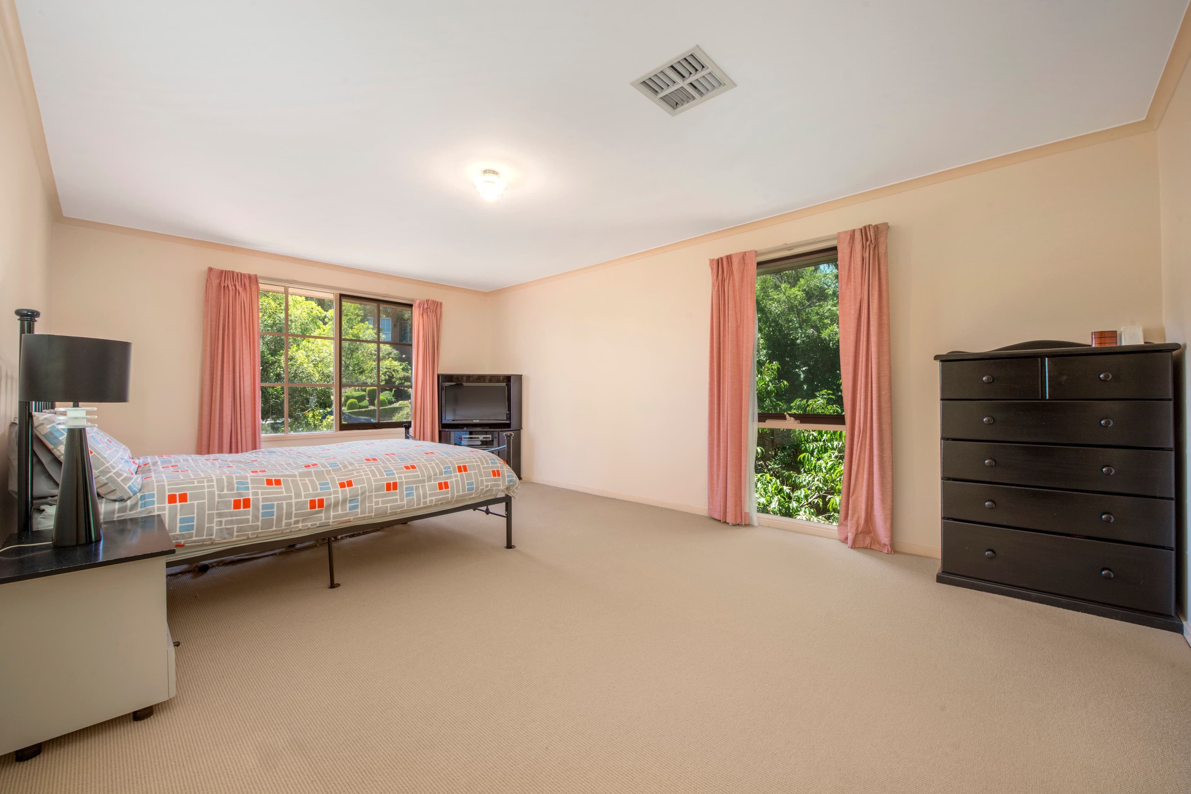 3 Long Valley Way, Doncaster East VIC 3109, Doncaster East - Thumbnail 6