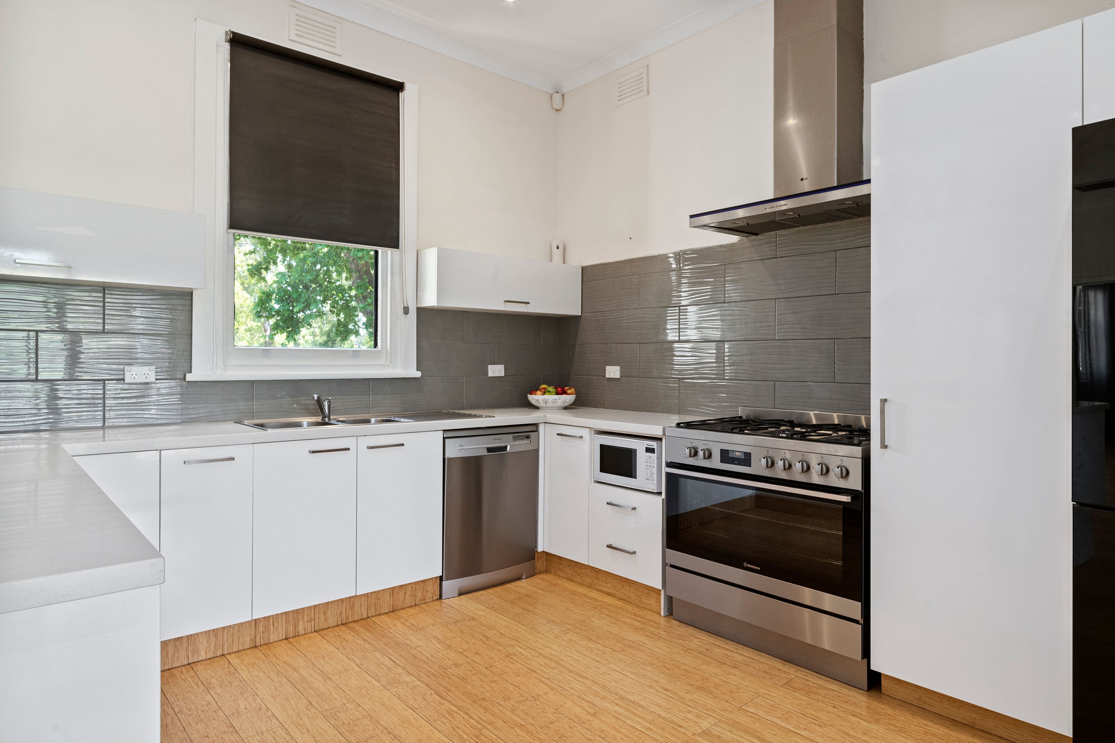 62 Kirkland Avenue, Euroa VIC 3666, Euroa - Thumbnail 3
