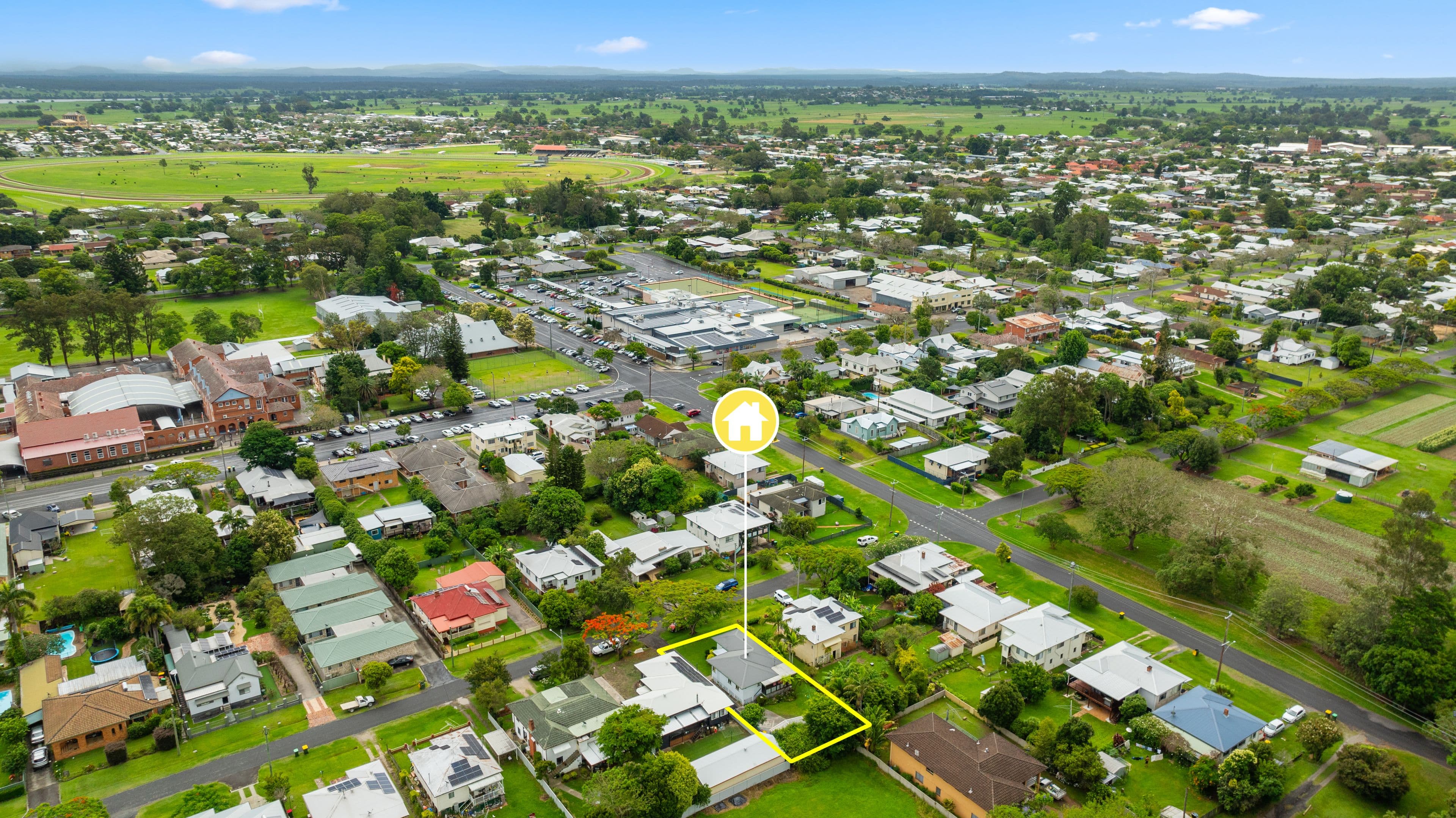 14 Bowtell Avenue, Grafton NSW 2460, Grafton - Thumbnail 2