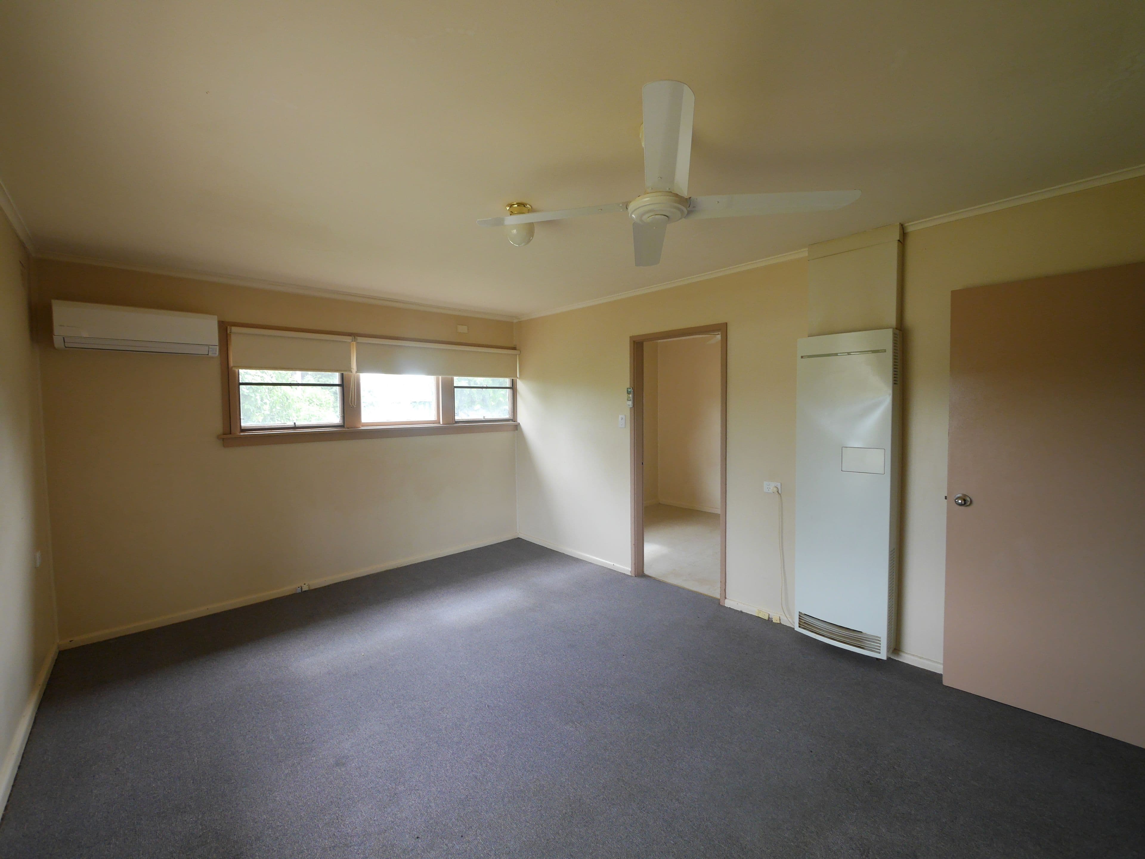20 Logan Street, Cowra - Thumbnail 2