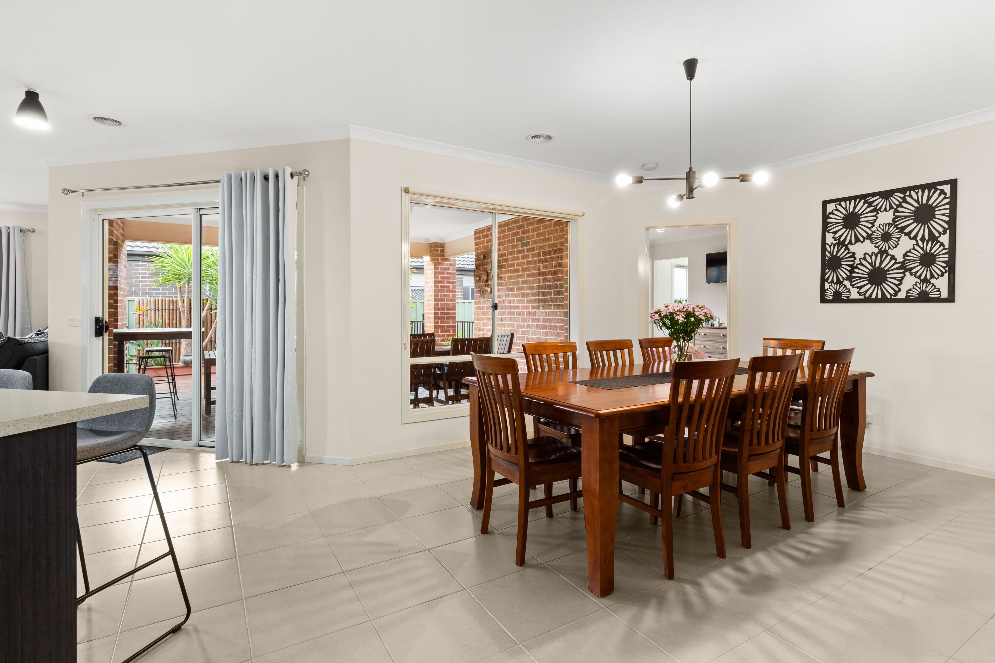 8 Charolais Court, Pakenham VIC 3810, Pakenham - Thumbnail 4