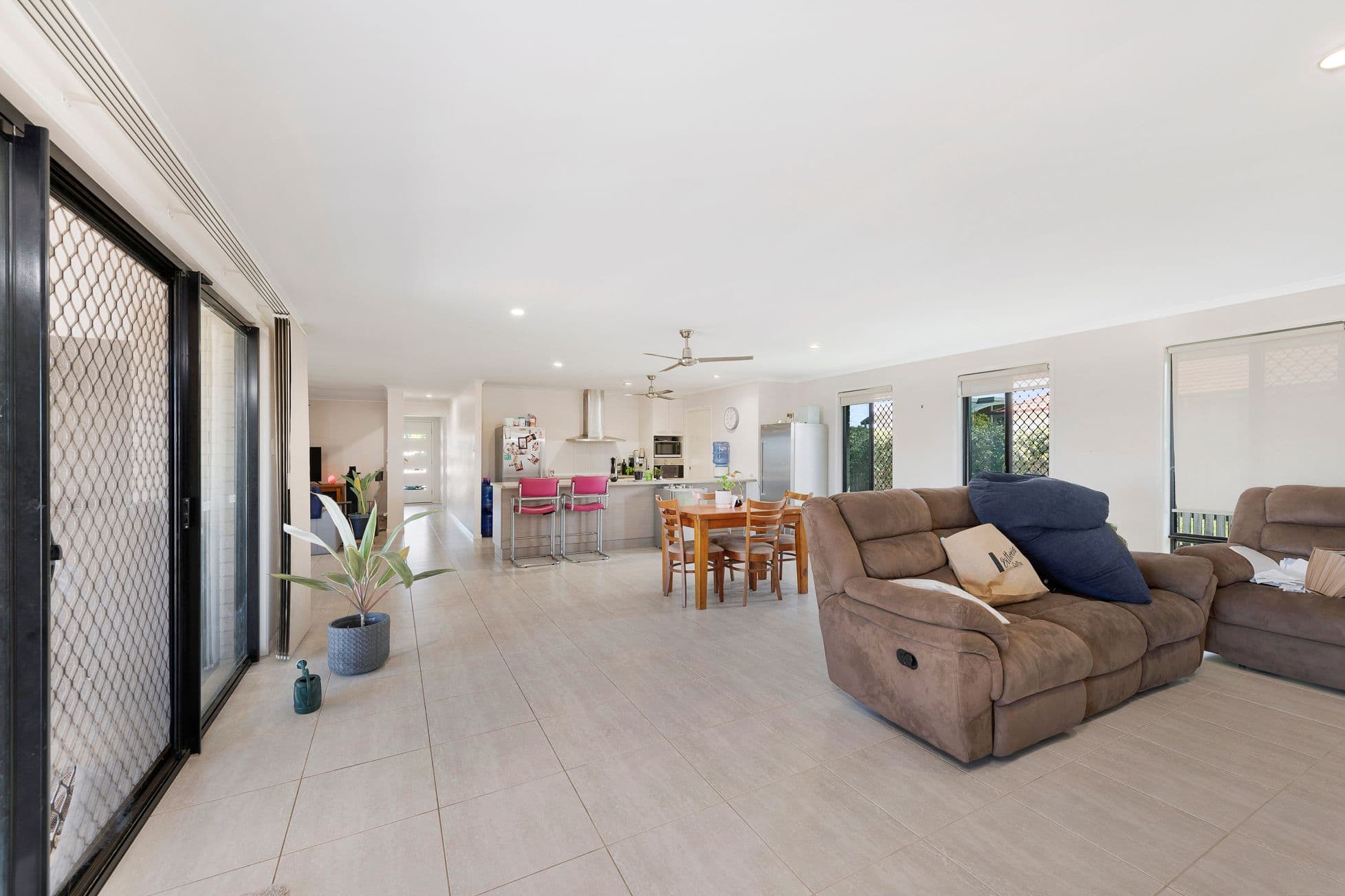52 Bisdee Street, Coral Cove QLD 4670, Coral Cove - Thumbnail 7