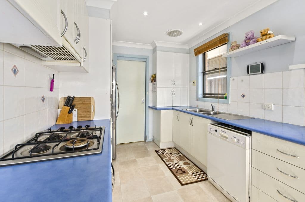 31 Eleebana Crescent, Koonawarra - Thumbnail 3