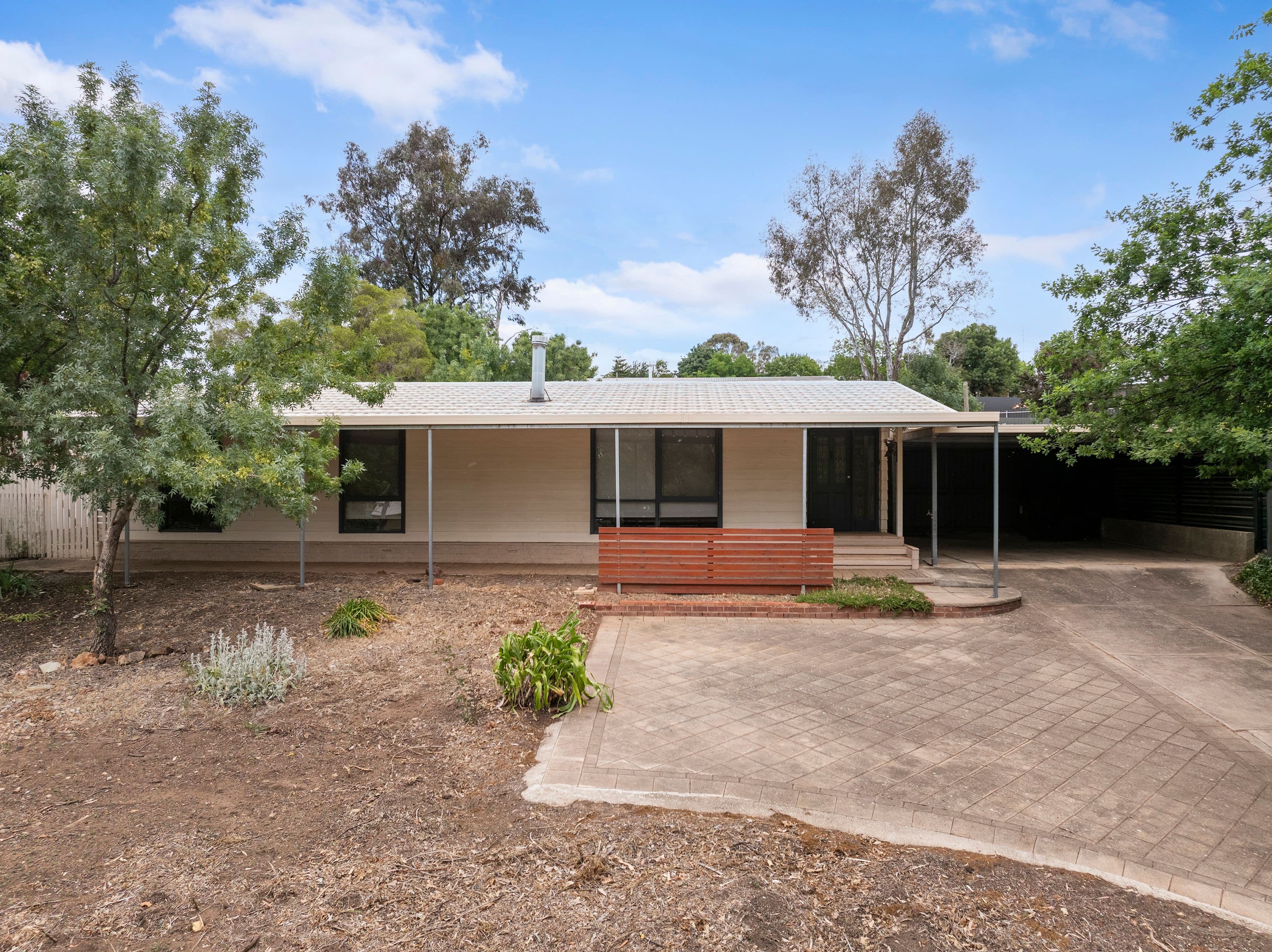 10 Powell Street, Clare SA 5453, Clare - Image 1