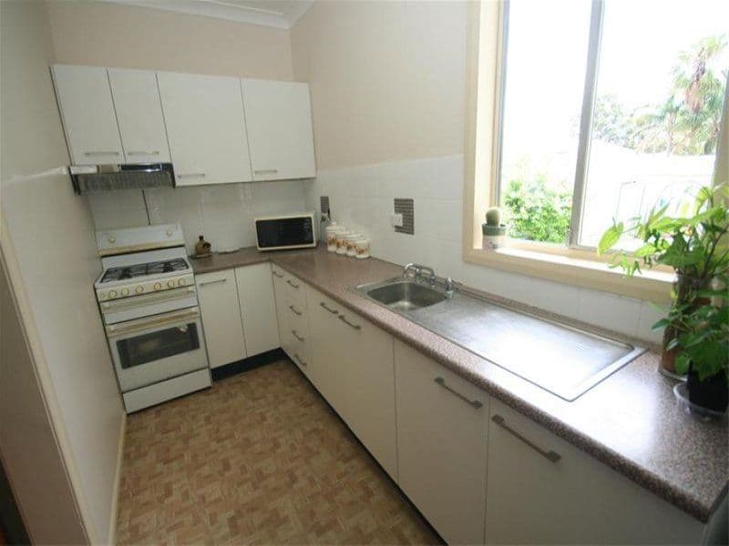 38 Sandgate Road, WALLSEND NSW 2287, Wallsend - Thumbnail 2