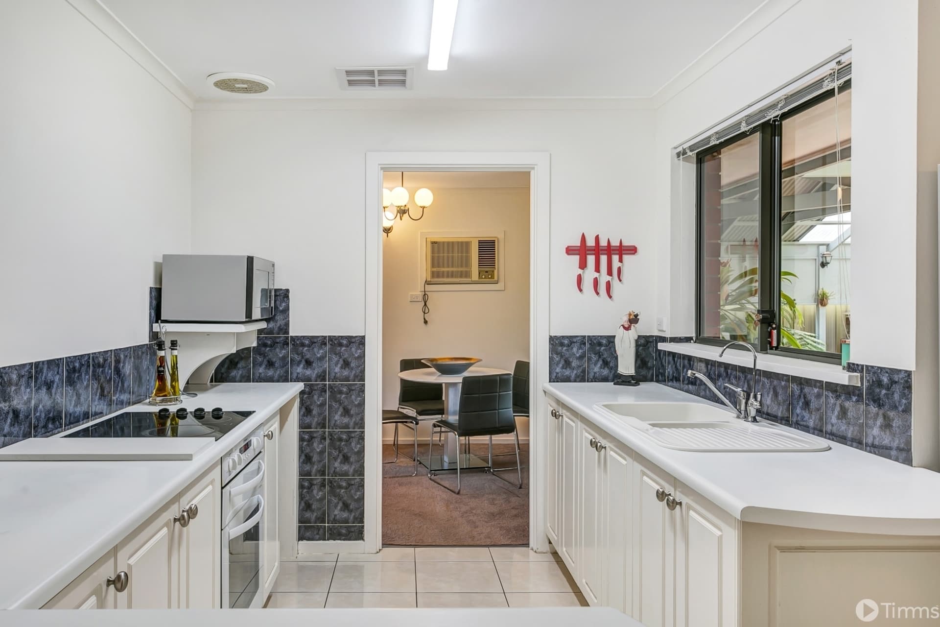 18 Heather Drive, Christie Downs - Thumbnail 5