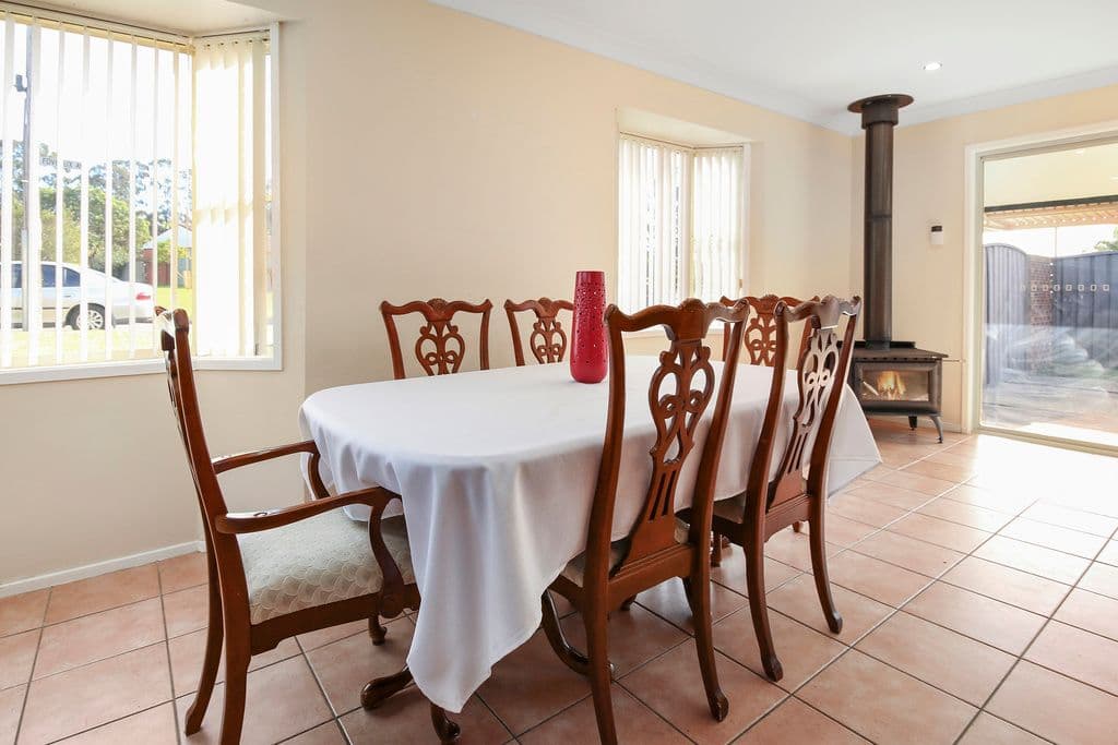 33 Foveaux Avenue, Lurnea NSW 2170, Lurnea - Thumbnail 3