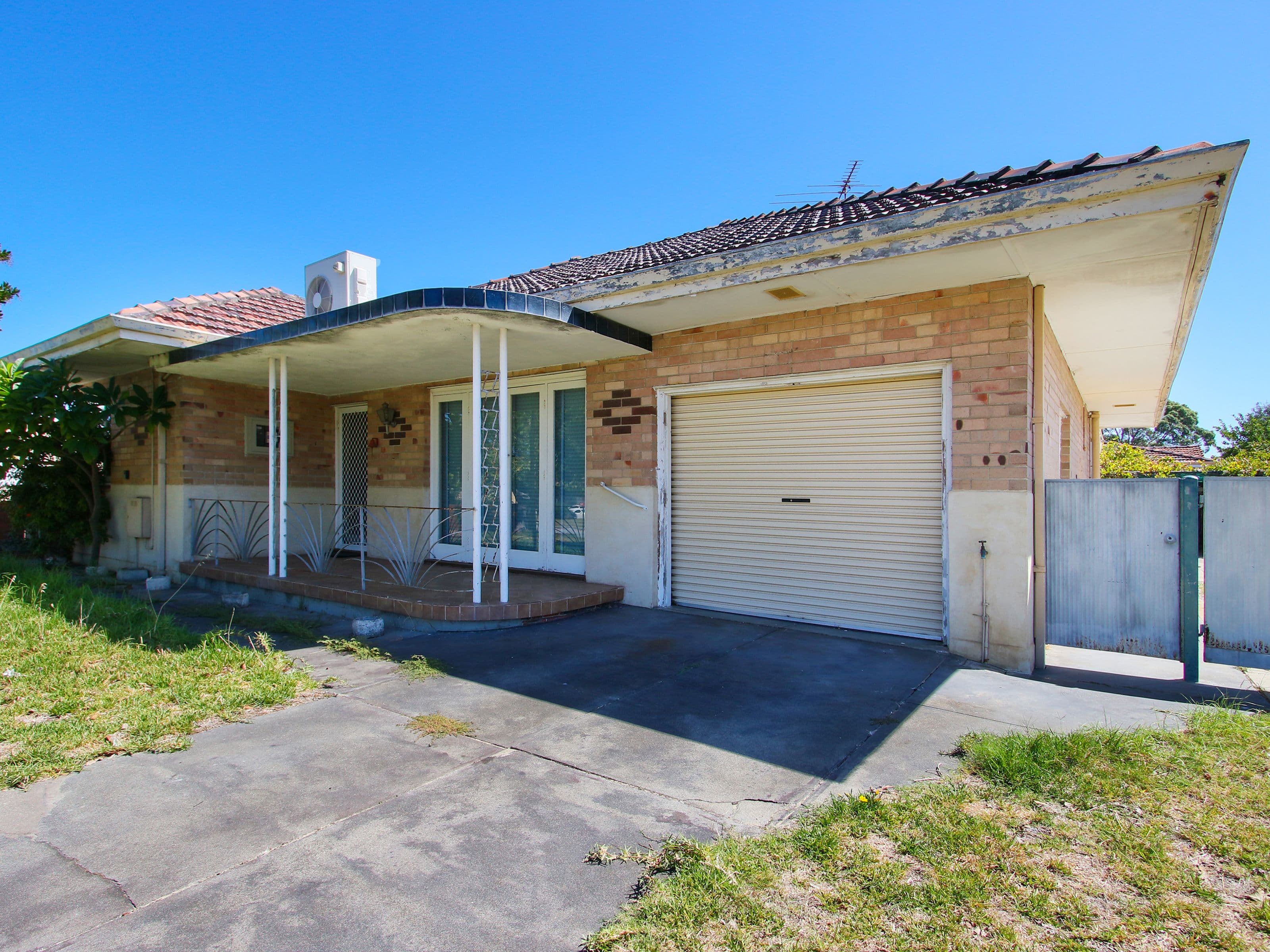 14 Mallard Way, Cannington WA 6107, Cannington - Thumbnail 4