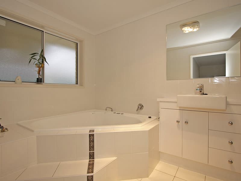 4 Aquamarine Avenue, Aldinga Beach - Thumbnail 4