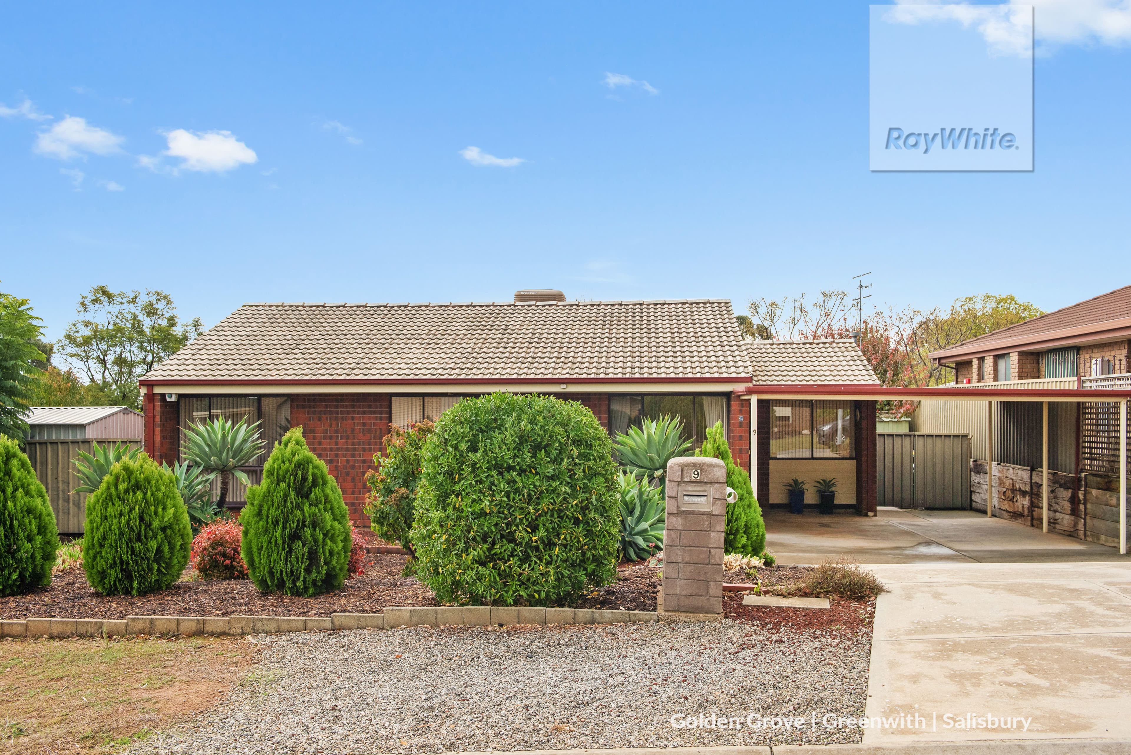 9 Illawarra Court, Craigmore SA 5114, Craigmore - Image 1