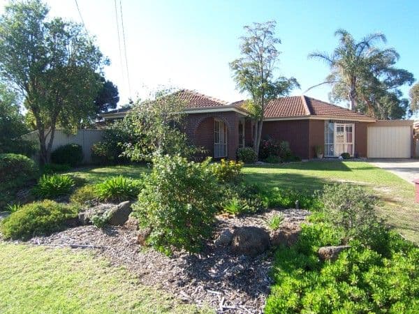 10 Falcon Court, CARRUM DOWNS VIC 3201, Carrum Downs - Image 1