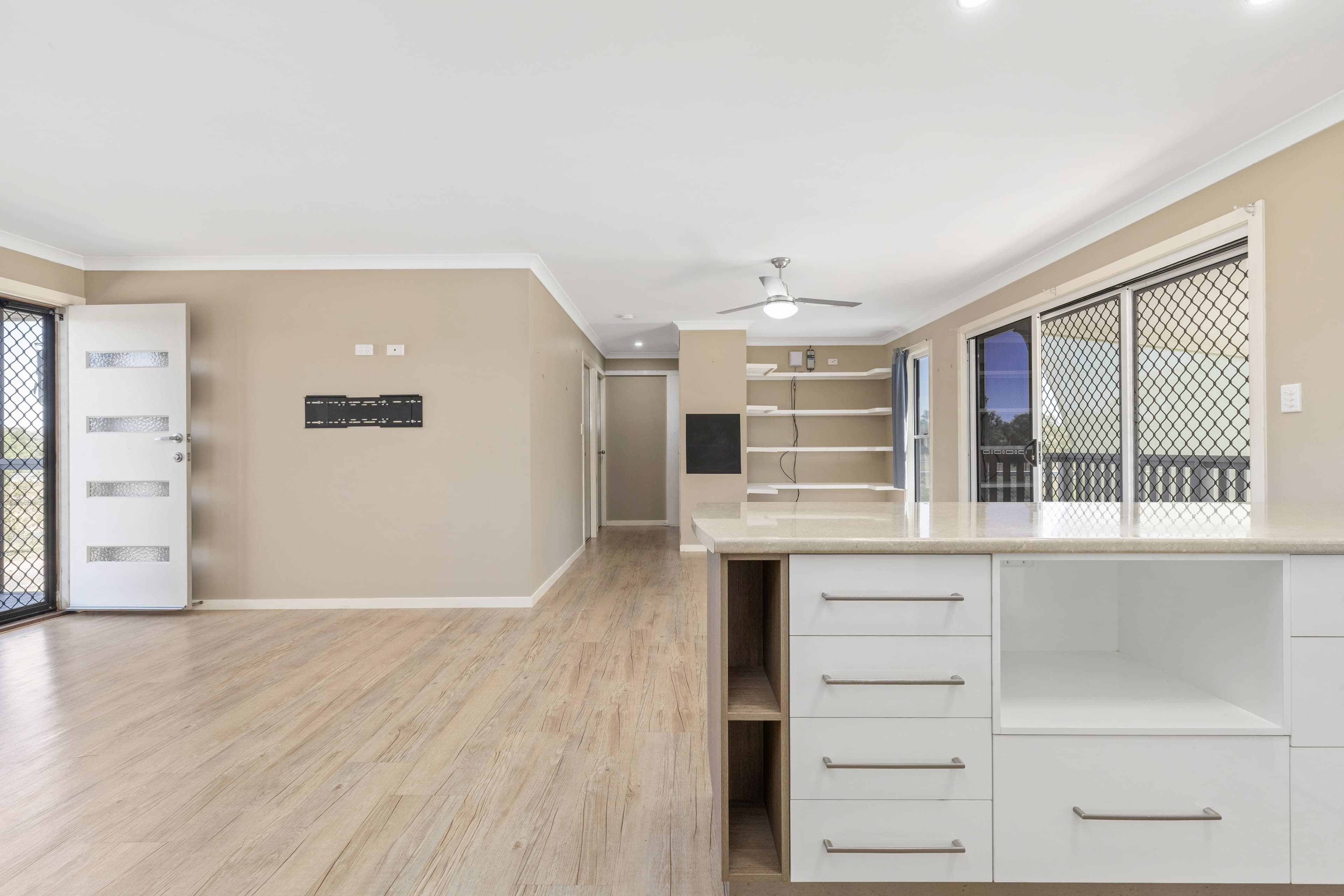 184 Chudleigh Drive, Emerald QLD 4720, Emerald - Thumbnail 7