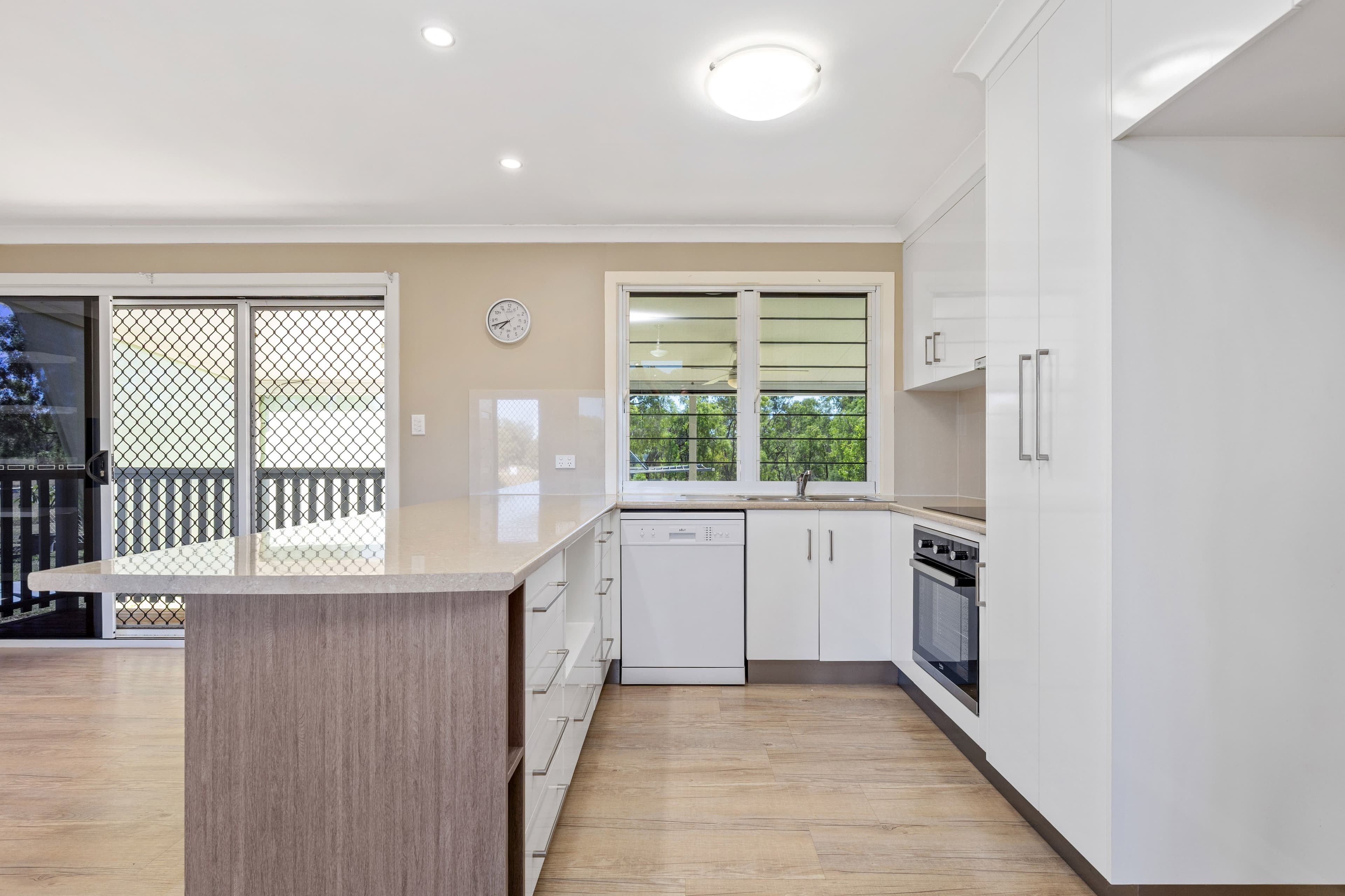 184 Chudleigh Drive, Emerald QLD 4720, Emerald - Thumbnail 8