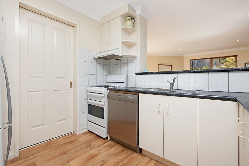 37 Gollop Crescent, REDWOOD PARK SA 5097, Redwood Park - Thumbnail 2