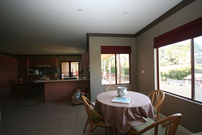37 Oberon Street, OBERON NSW 2787, Oberon - Thumbnail 6