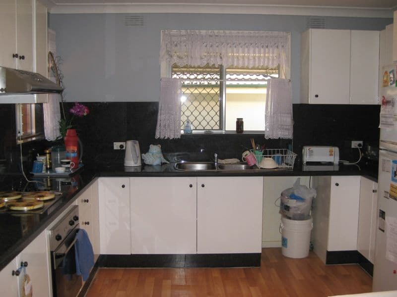 33 Stroker Street, CANLEY HEIGHTS NSW 2166, Canley Heights - Thumbnail 3