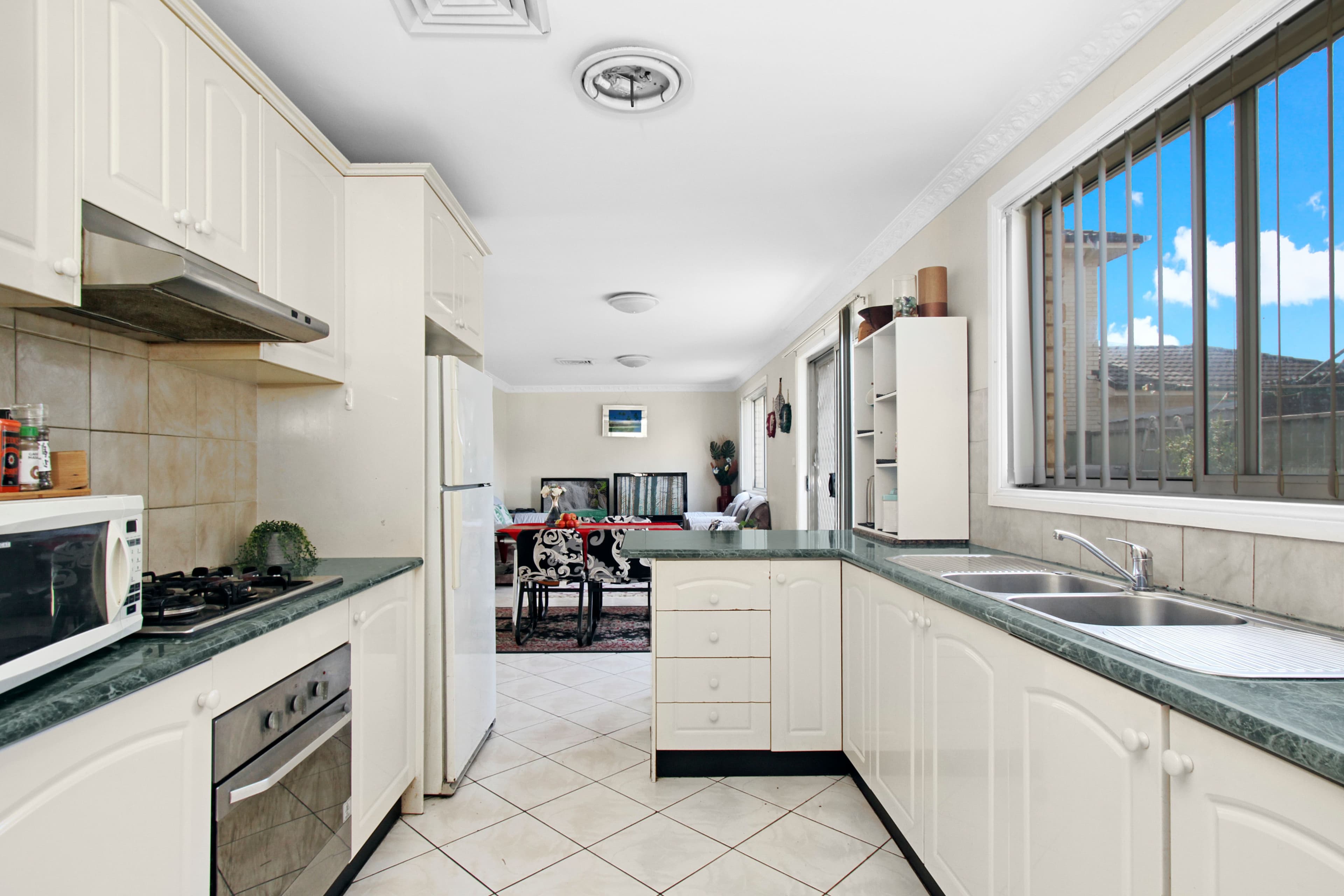 1 Marjorie Close, Casula NSW 2170, Casula - Thumbnail 5