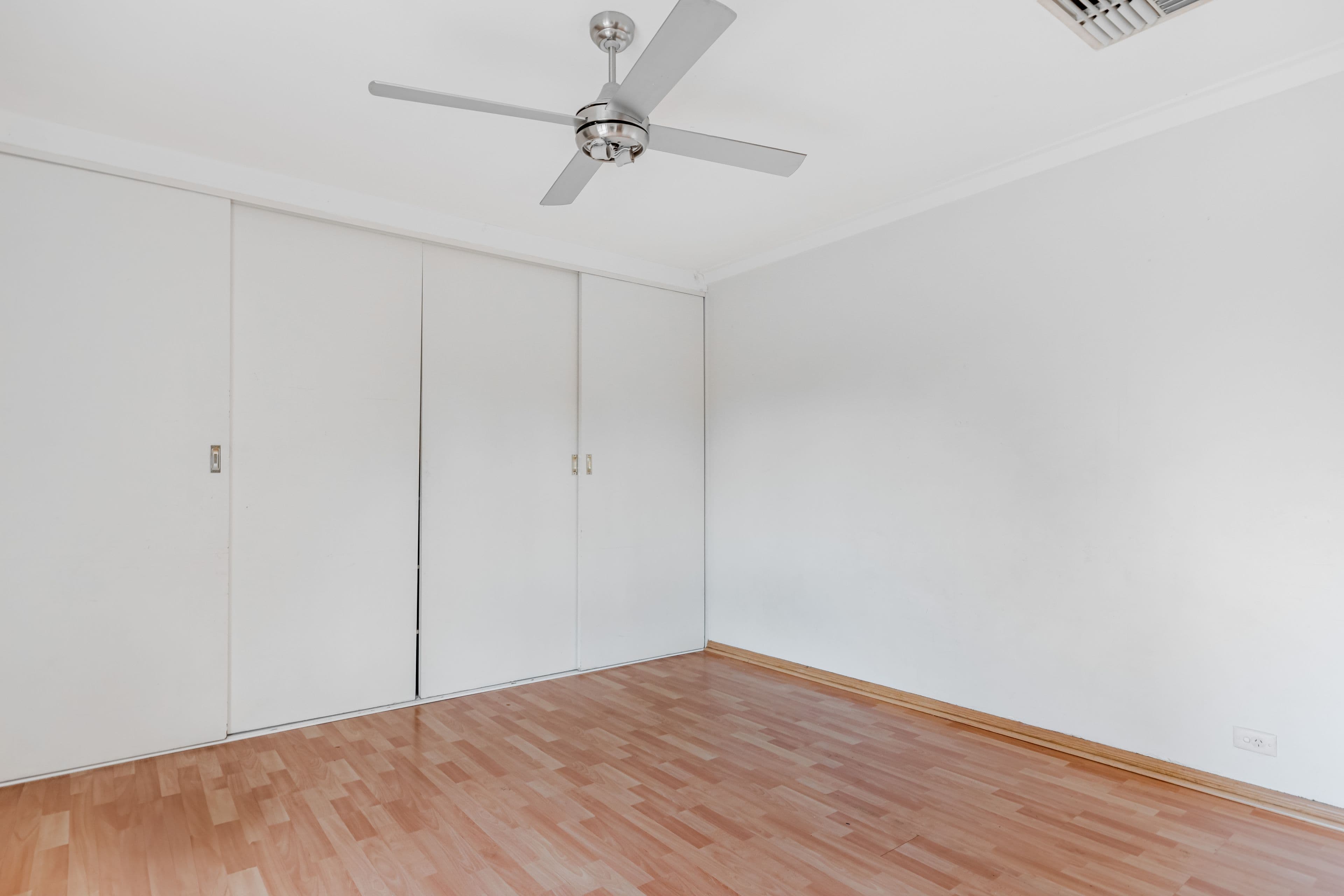12 Hibiscus Road, Maddington WA 6109, Maddington - Thumbnail 4