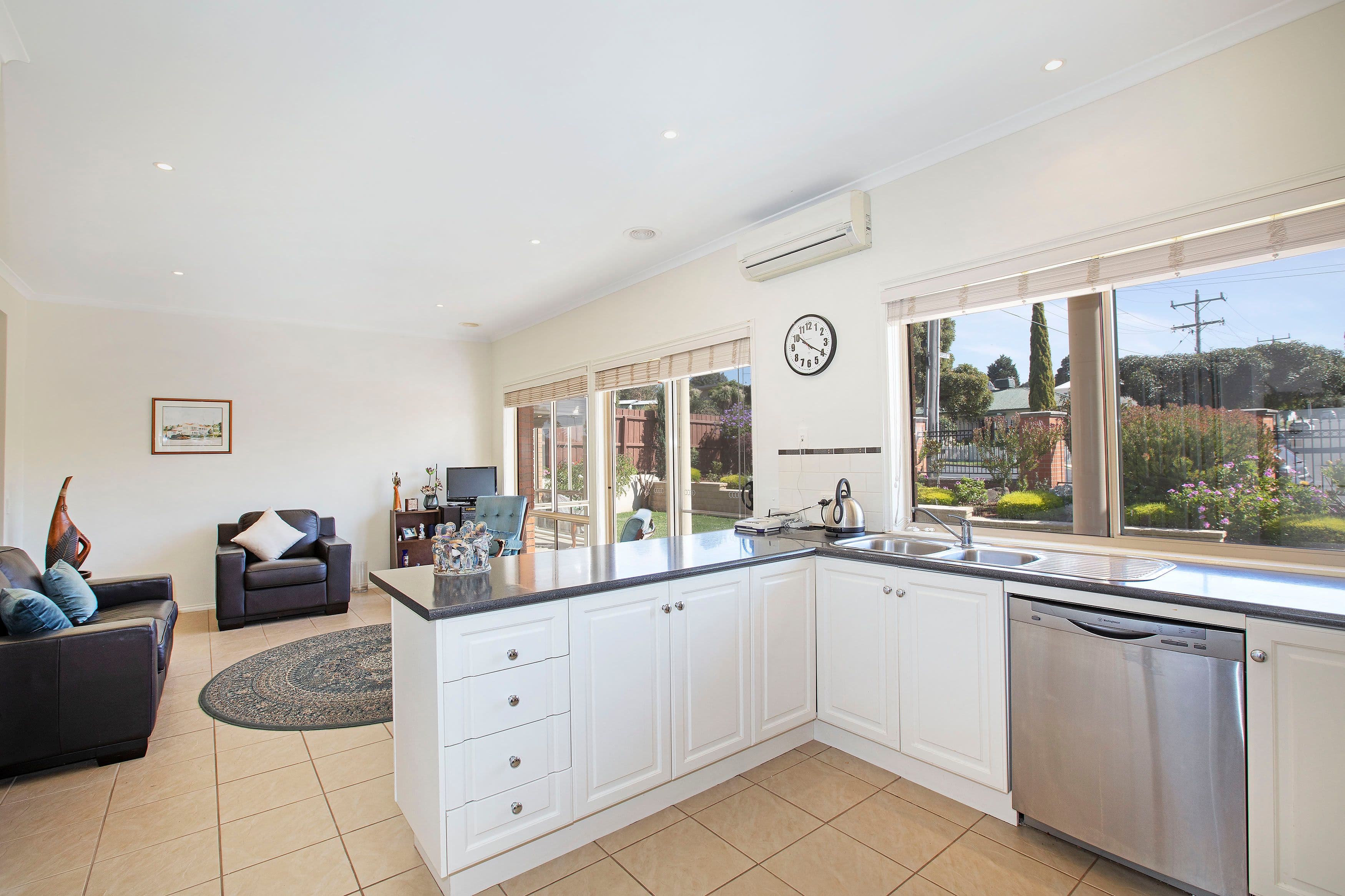 153 Barrabool Road, Highton VIC 3216, Highton - Thumbnail 6