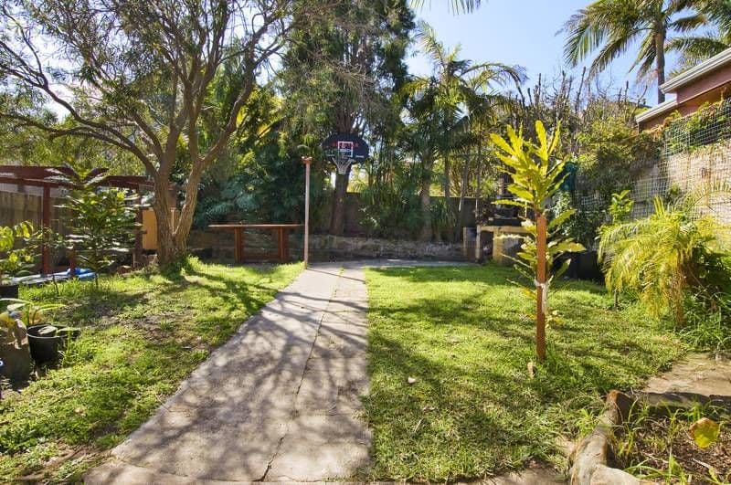 32 Pitt Road, NORTH CURL CURL NSW 2099, North Curl Curl - Thumbnail 4