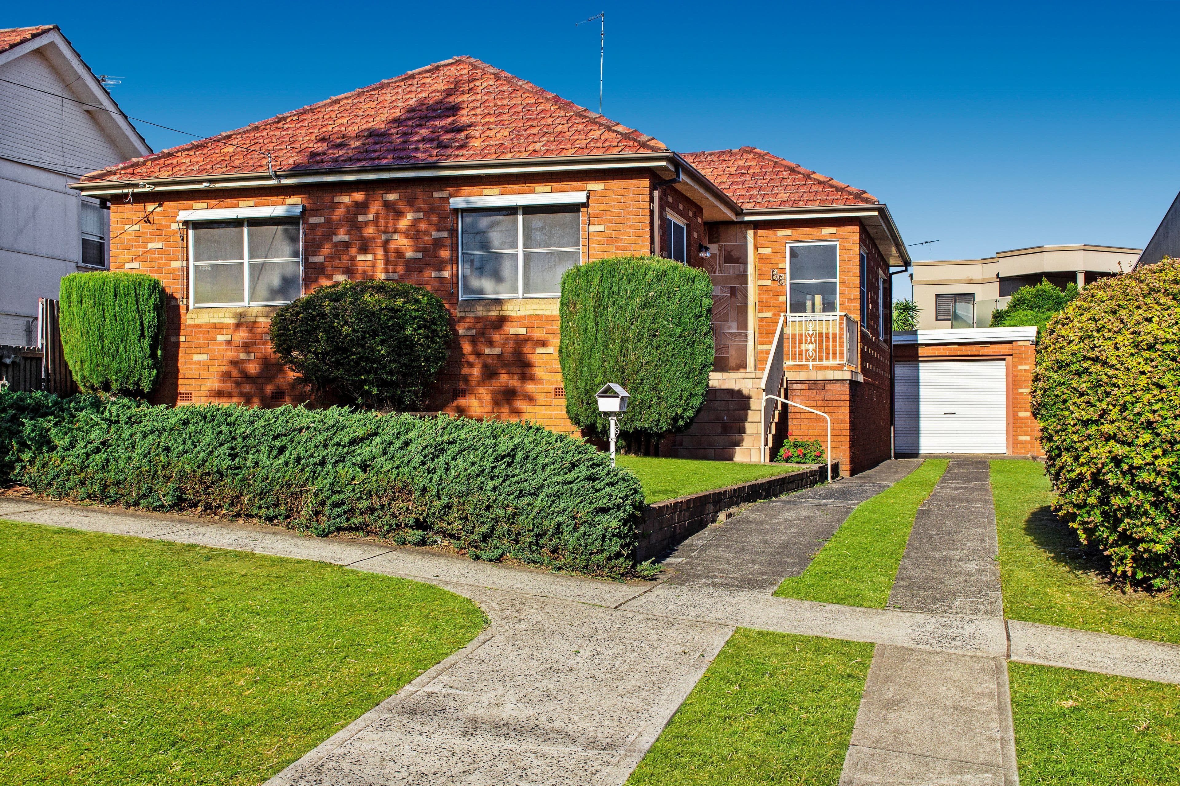 88 Delange Road, Putney - Thumbnail 2
