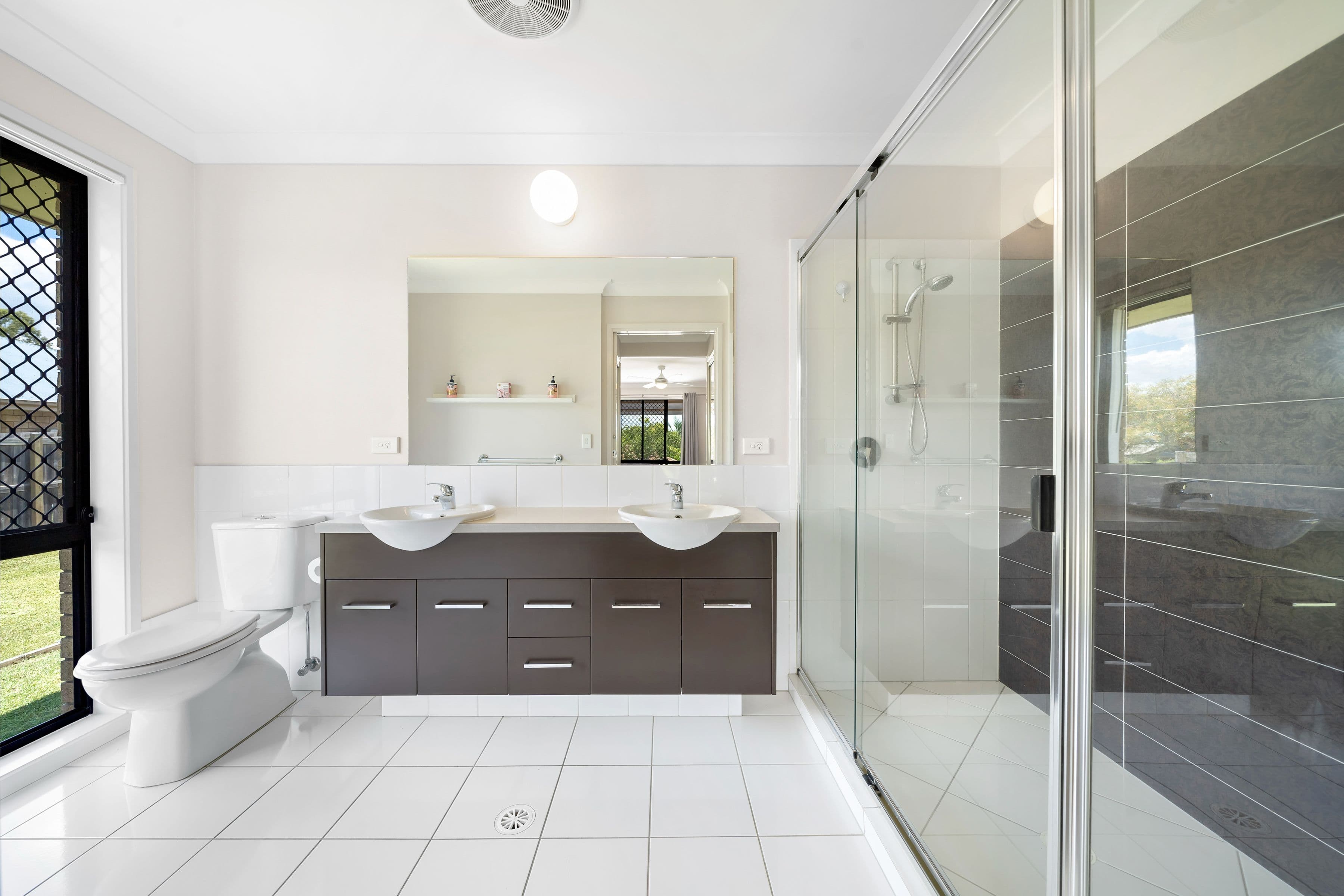 4-6 Creekside Crescent, FLAGSTONE QLD 4280, Flagstone - Thumbnail 3