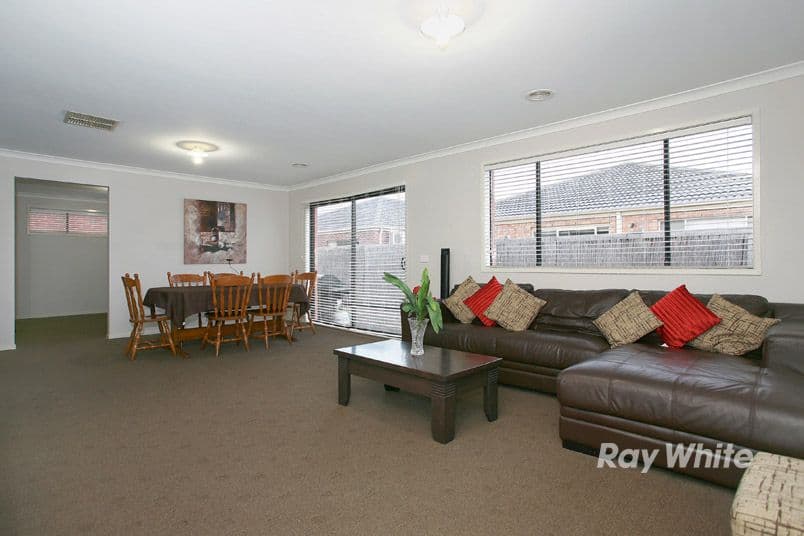 10 Camkerr Place, LYNDHURST VIC 3975, Lyndhurst - Thumbnail 2