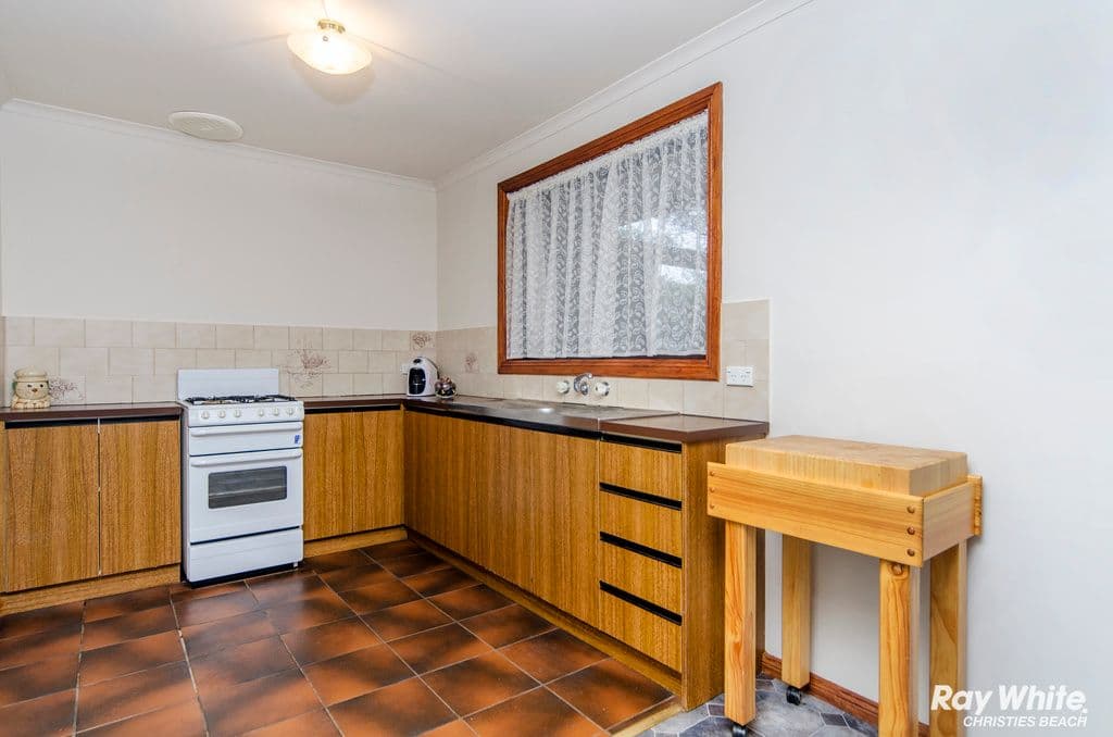 1 Bromley Road, Huntfield Heights SA 5163, Huntfield Heights - Thumbnail 4