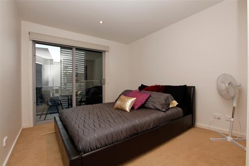 8 Grasstree Way, BUNDOORA VIC 3083, Bundoora - Thumbnail 2