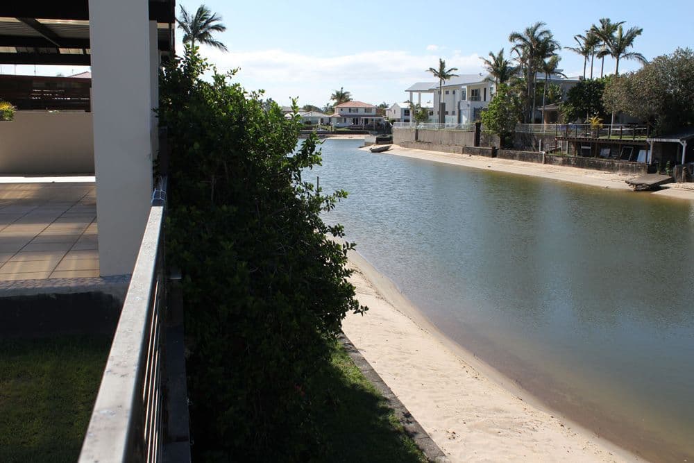 5 Mexicali Court, BROADBEACH WATERS QLD 4218, Broadbeach Waters - Thumbnail 3